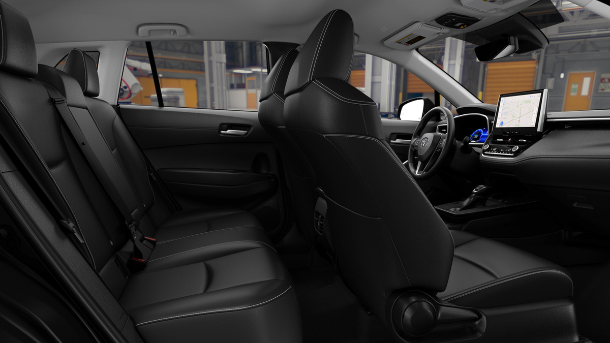 2026 Toyota Corolla Cross XLE photo 20