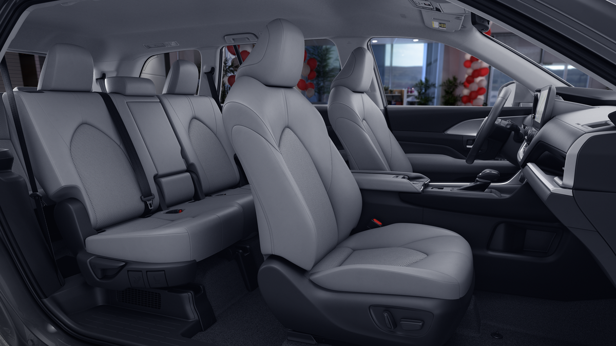 New 2026 Toyota Grand Highlander Hybrid SUV