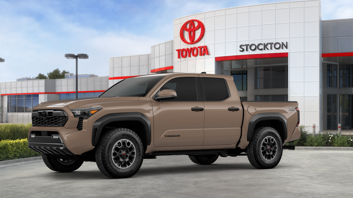 2026 Toyota Tacoma TRD Off-Road Double Cab photo 2