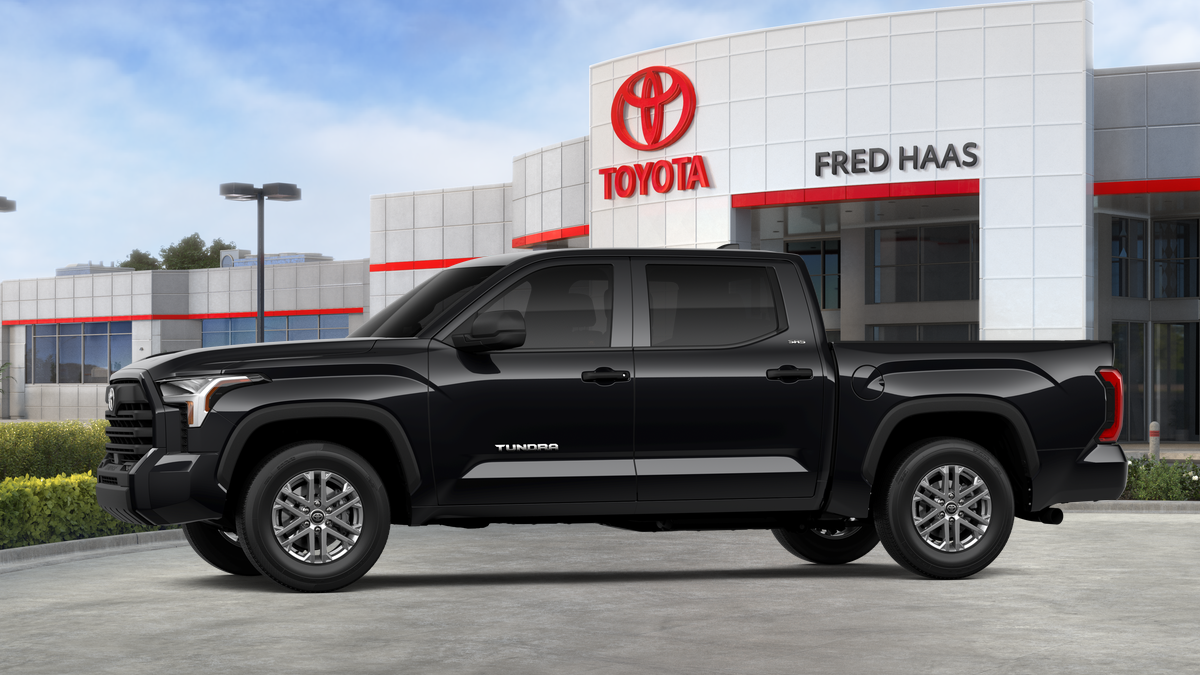 New 2026 Midnight Black Metallic Toyota  SR5 image 5