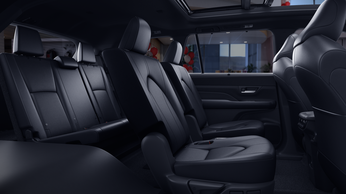 New 2026 Toyota Grand Highlander Hybrid SUV