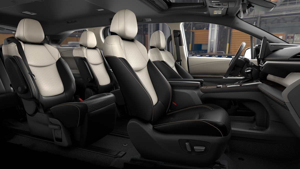 2025 Toyota Sienna Limited photo 20