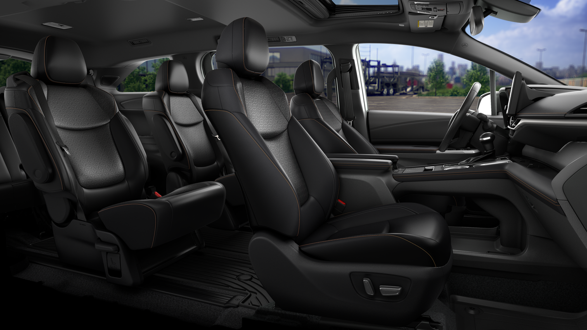 2025 Toyota Sienna XSE photo 20