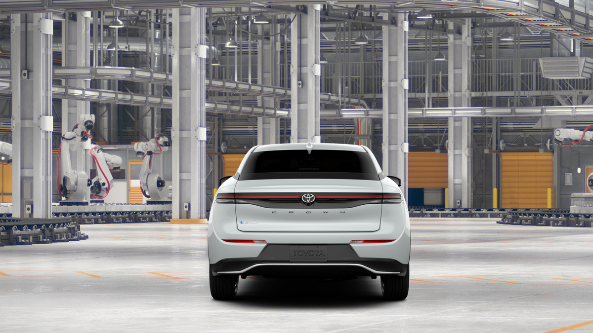 New 2026 Toyota Crown XLE in Hollywood FL | JTDAAAAF8T3046656