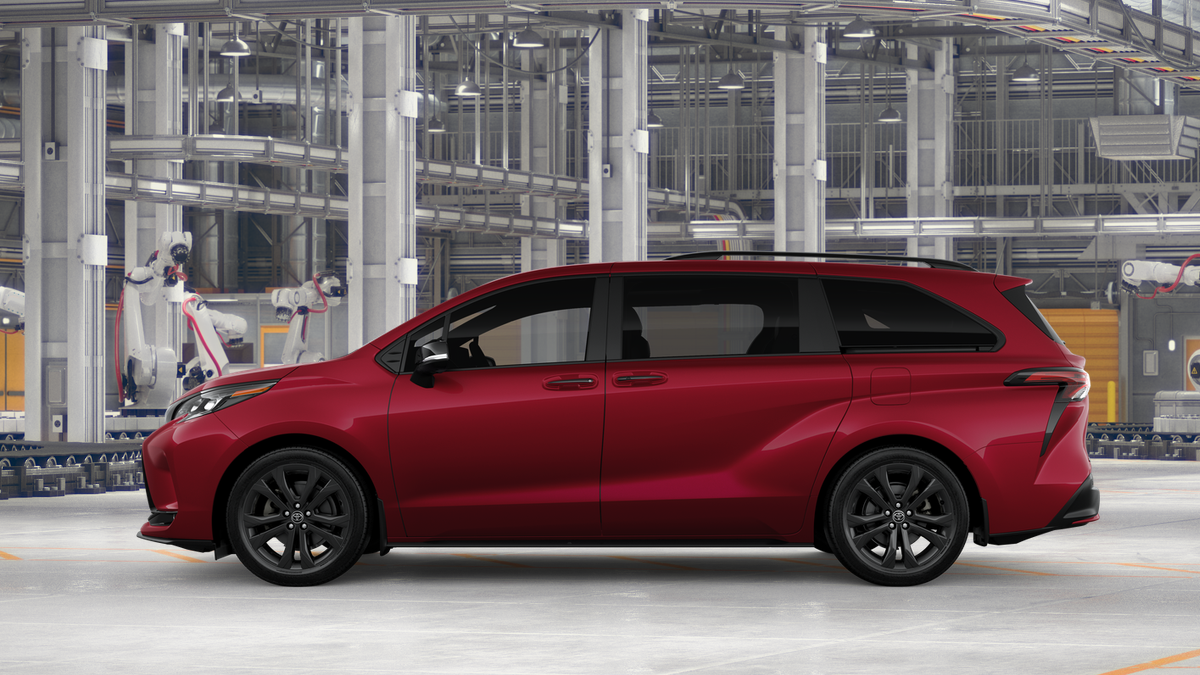 New 2026 Ruby Flare Pearl <sup>1</sup> Toyota  XSE image 6