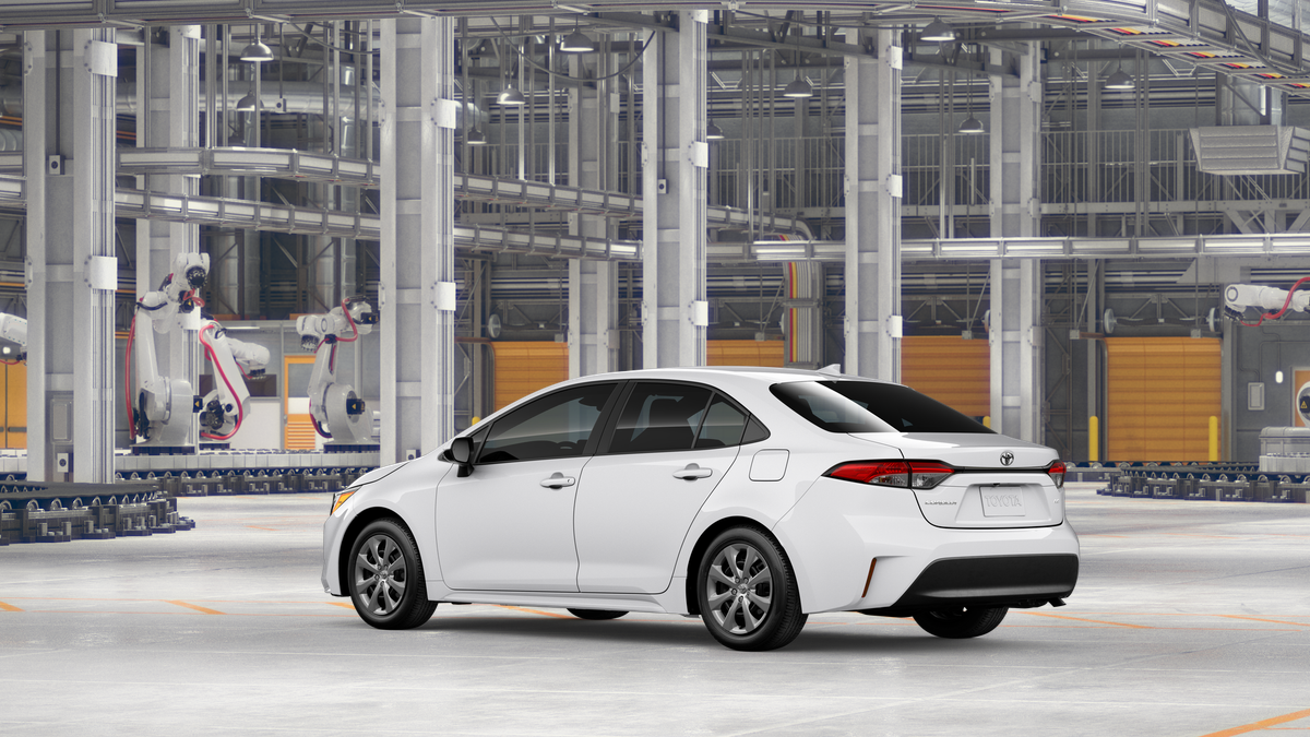 2026 Toyota Corolla LE photo 5