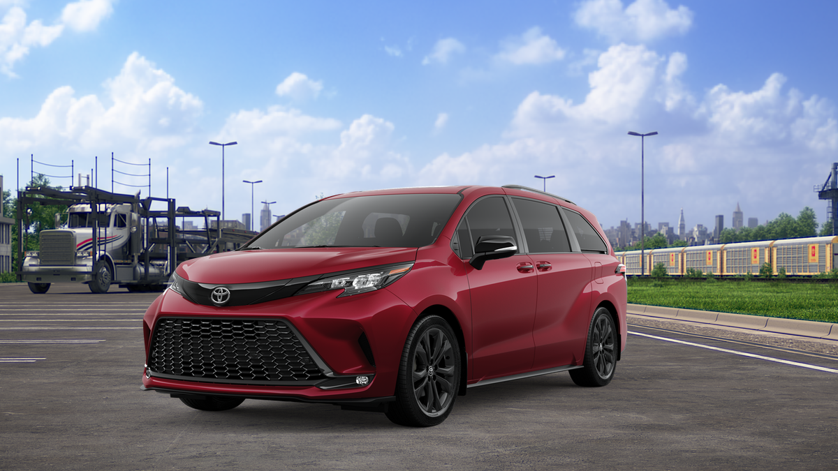 2026 Toyota Sienna XSE 7-Passenger Hybrid FWD's photo