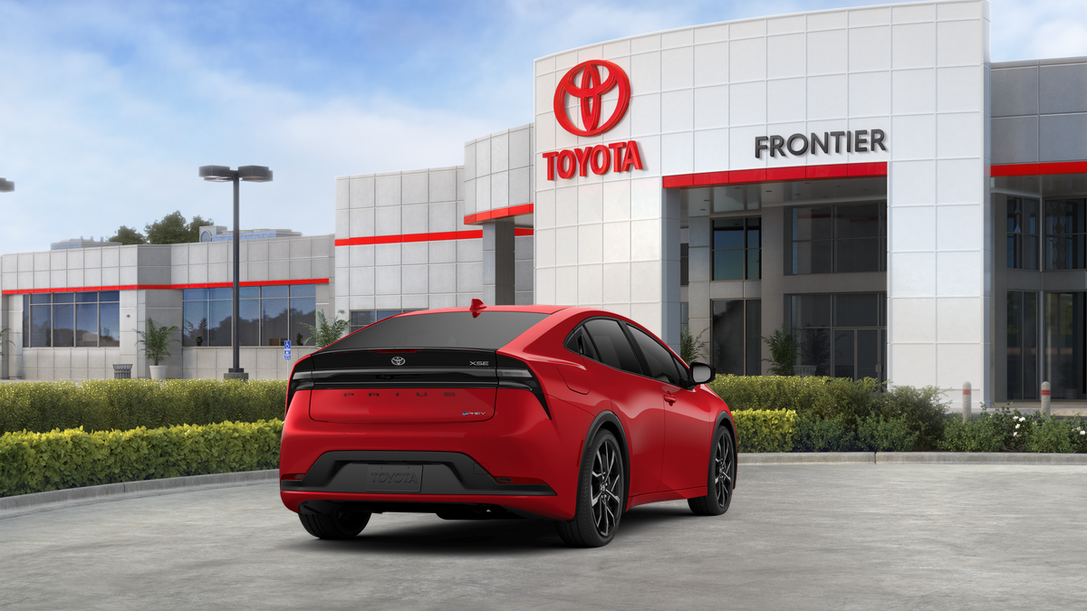 Prius Plug-in Hybrid XSE 2.0L 4-Cyl. ECVT FWD [8]
