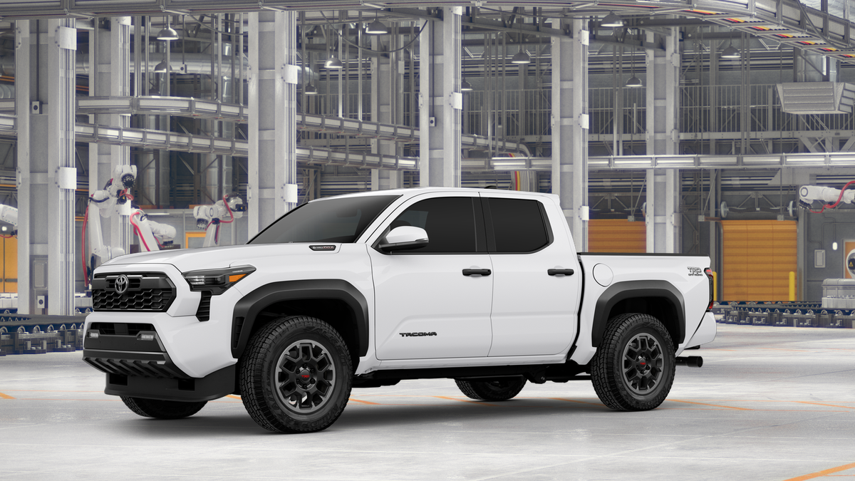 2025 Toyota Tacoma TRD Off-Road photo 2