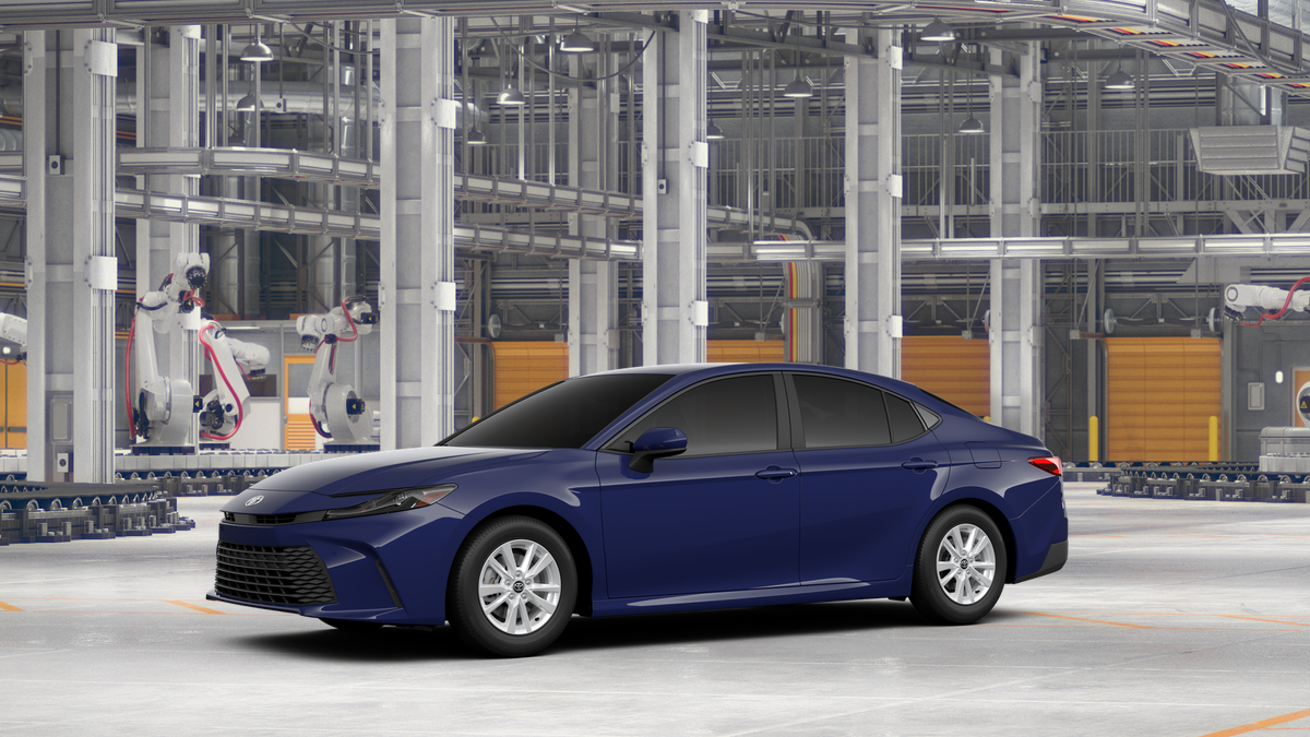 2026 Toyota Camry LE photo 2