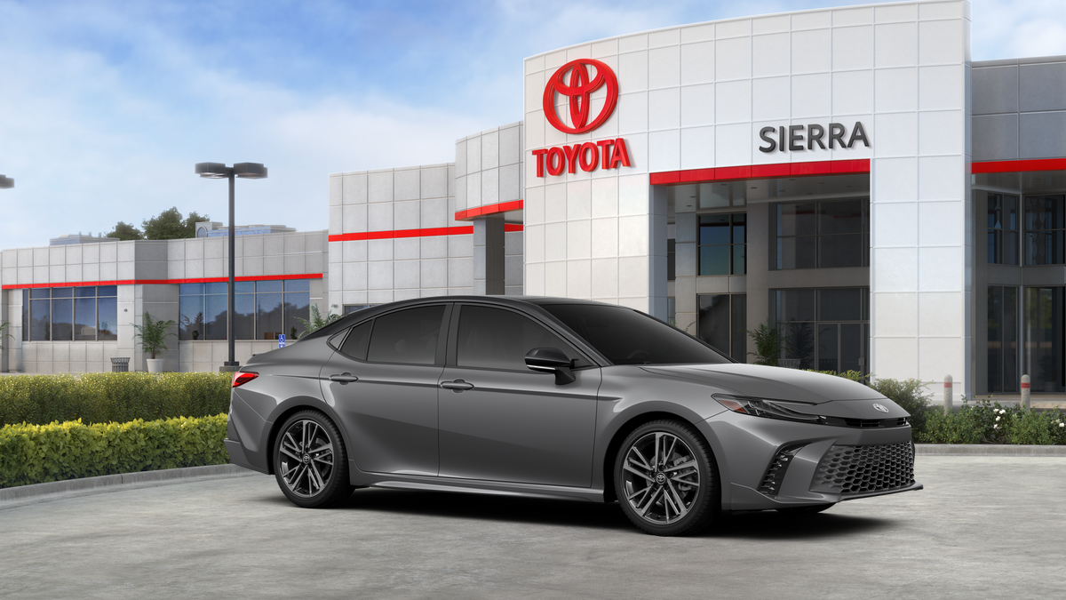2025 Toyota Camry XSE photo 13