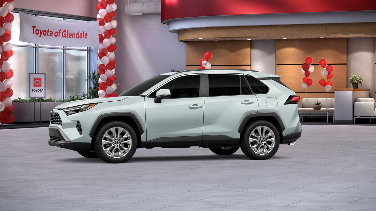 2025 Toyota RAV4 XLE Premium photo 3