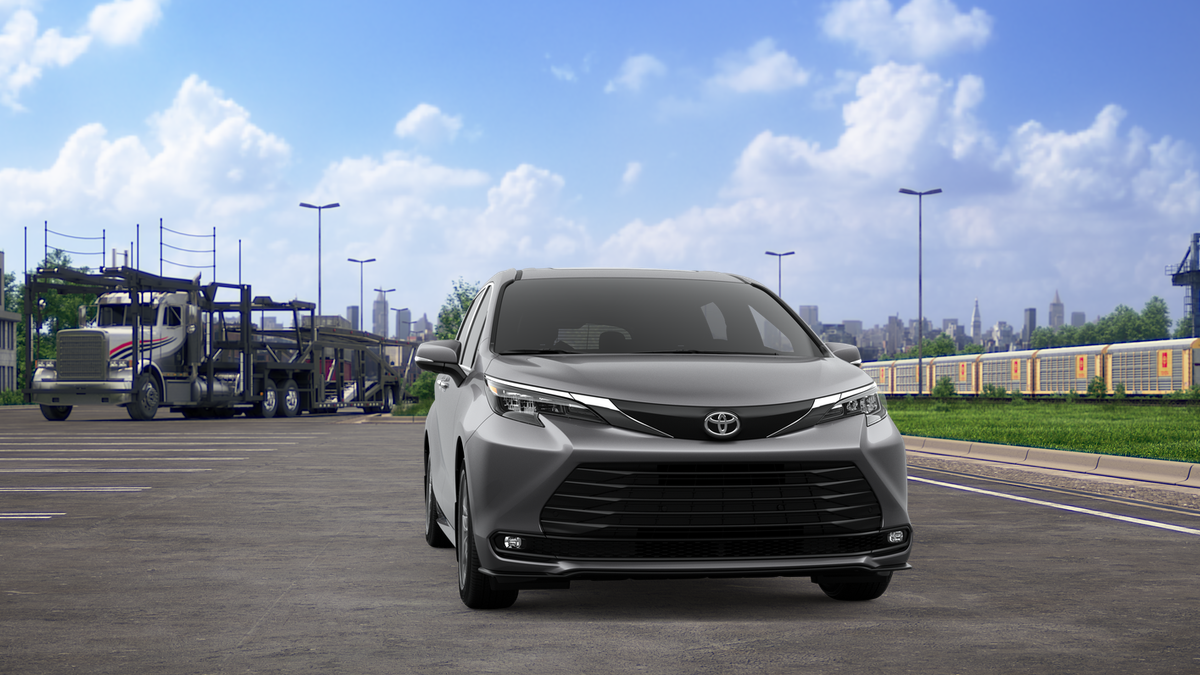 New 2026 Heavy Metal <sup>1</sup> Toyota  XLE image 18