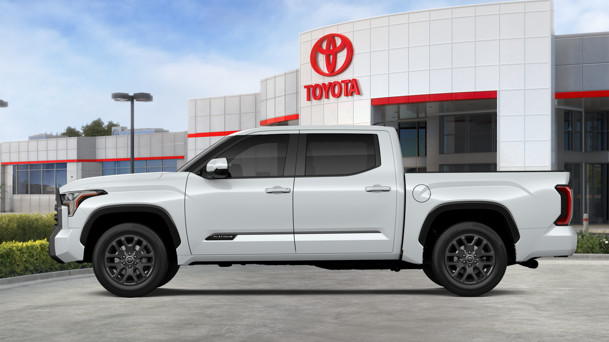 New 2026 Wind Chill Pearl <sup>1</sup> Toyota  Platinum image 31