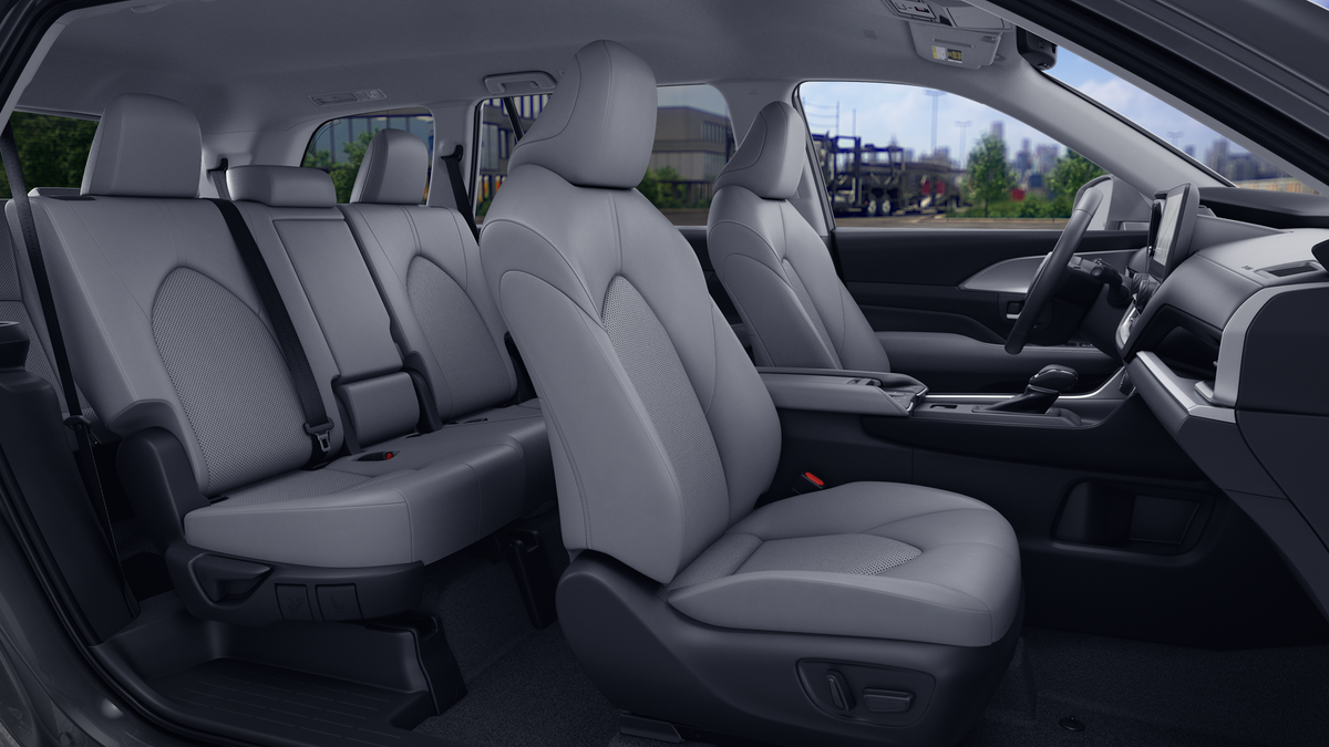 2026 Toyota Grand Highlander XLE photo 19