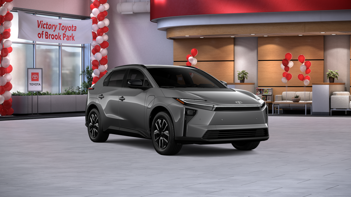 New 2026 Heavy Metal <sup>1</sup> Toyota  XLE image 28
