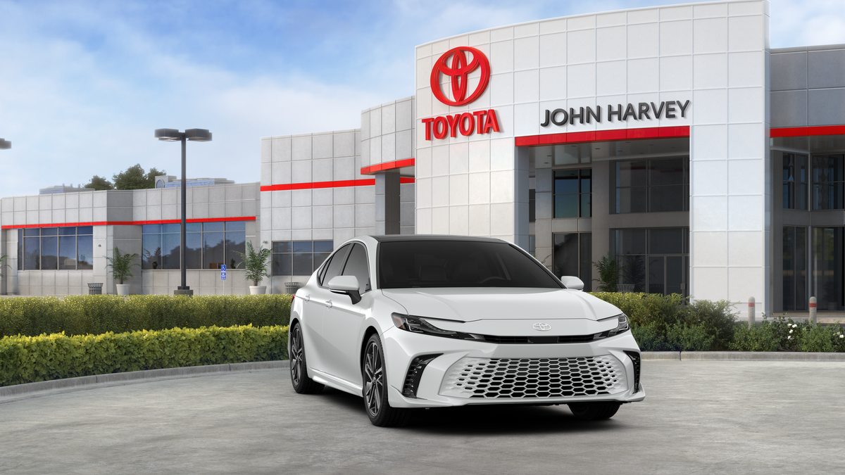New 2026 Wind Chill Pearl <sup>1</sup> Toyota  XSE image 18