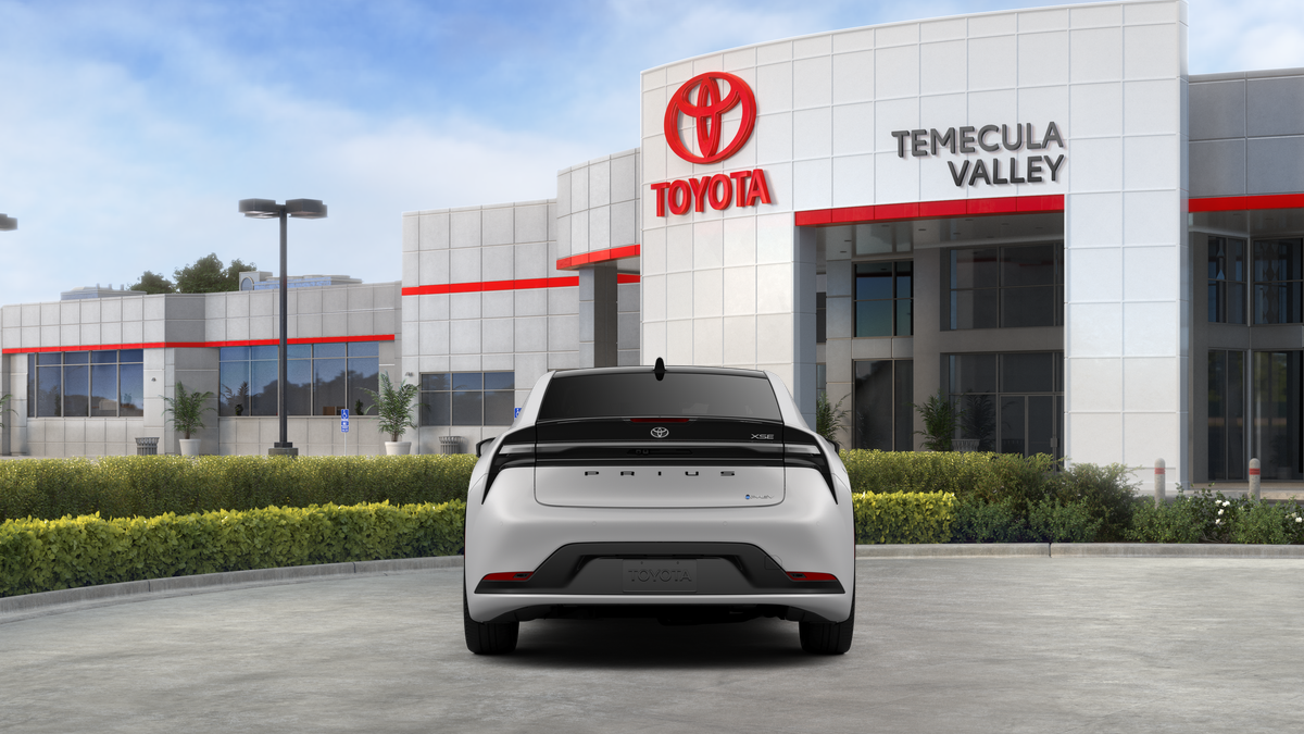 New 2027 Cutting Edge Toyota  XSE Premium image 10