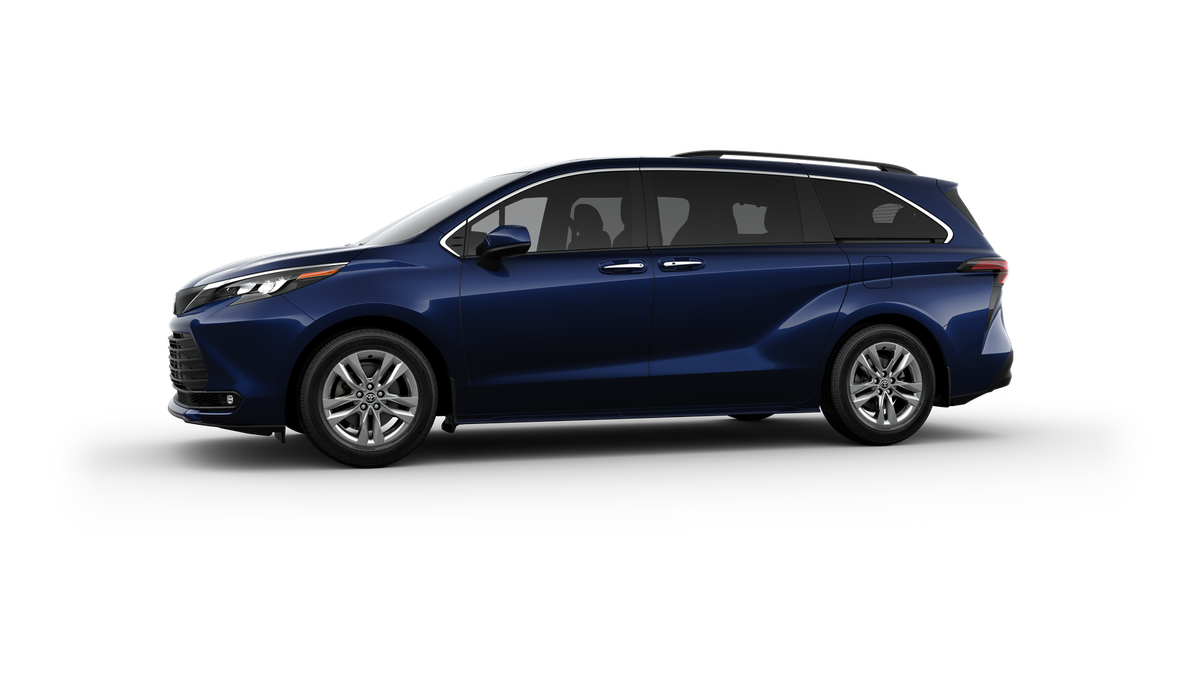 2025 Toyota Sienna XLE photo 20