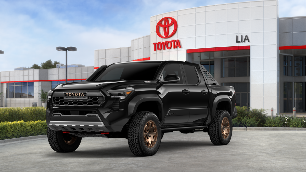 2026 Toyota Tacoma i-FORCE MAX Trailhunter