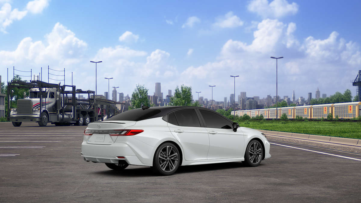 New 2027 Wind Chill Pearl with Midnight Black Metallic roof <sup>1</sup> Toyota  XSE image 12