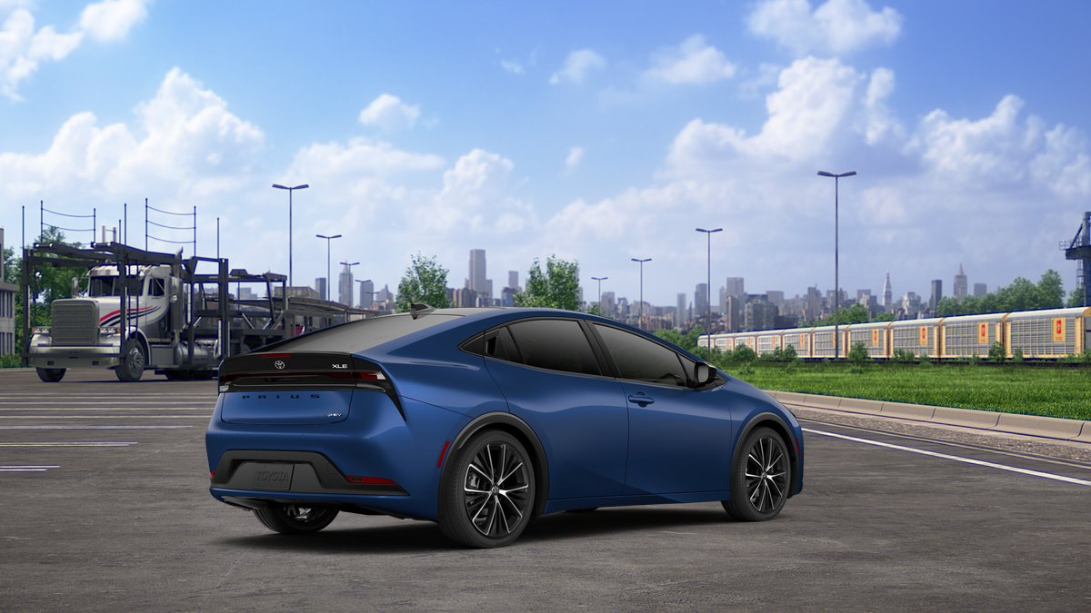 Prius XLE 2.0L 4-Cyl. Hybrid Engine Front-Wheel Drive [9]