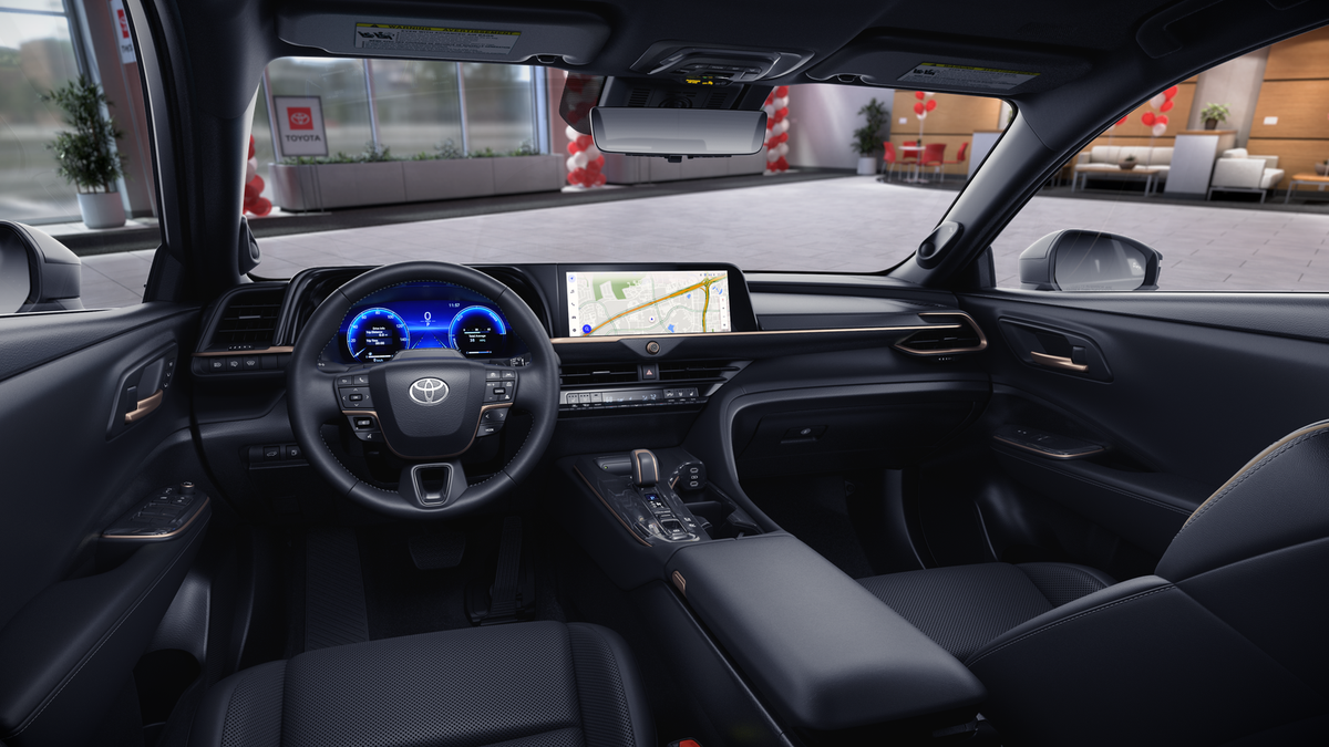 2025 Toyota Crown Signia Limited - Photo 39