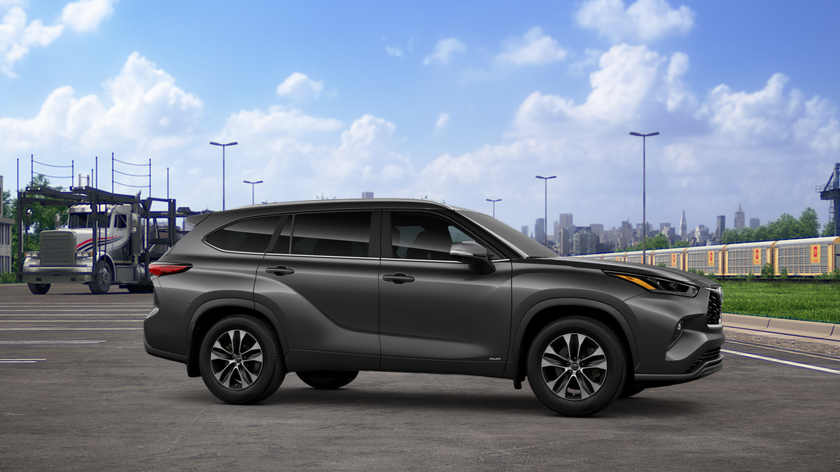 2025 Toyota Highlander Hybrid XLE photo 13