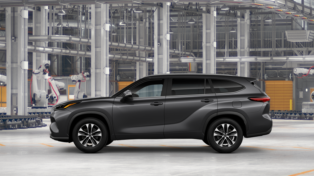 2025 Toyota Highlander XLE photo 4