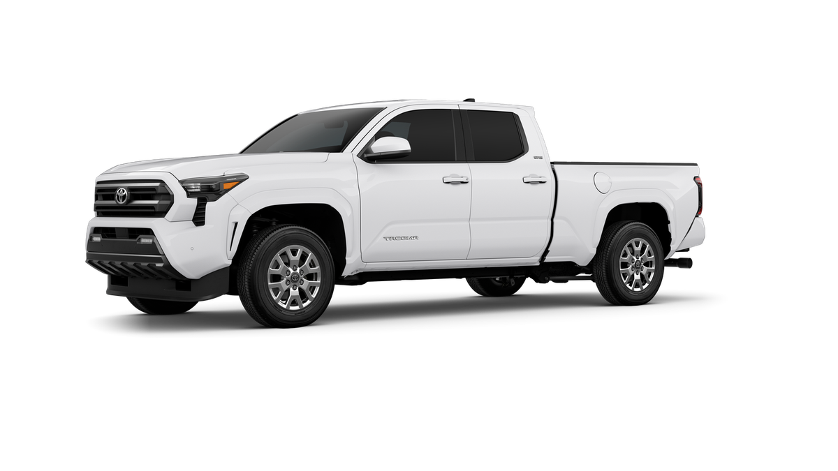 2025 Toyota Tacoma SR5 Double Cab photo 3