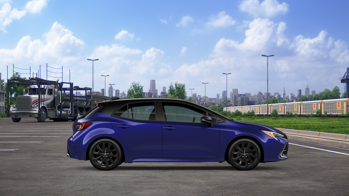 New 2026 Blue Crush Metallic with Midnight Black Metallic roof <sup>1</sup> Toyota  XSE image 14