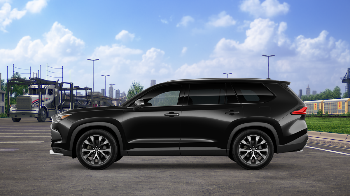 New 2026 Toyota Grand Highlander Hybrid SUV