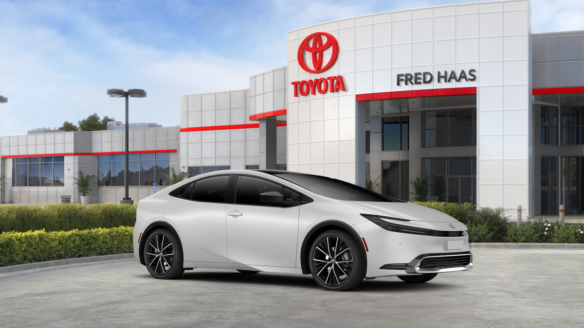 2026 Toyota Prius Limited photo 15