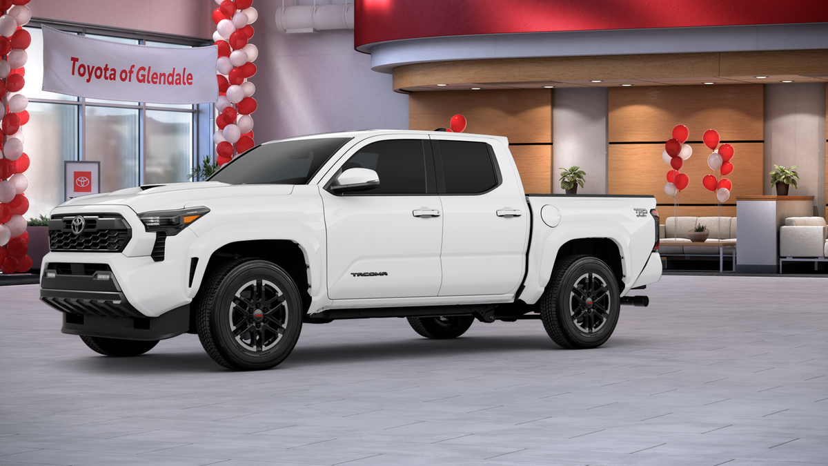 2025 Toyota Tacoma TRD Sport Double Cab photo 2