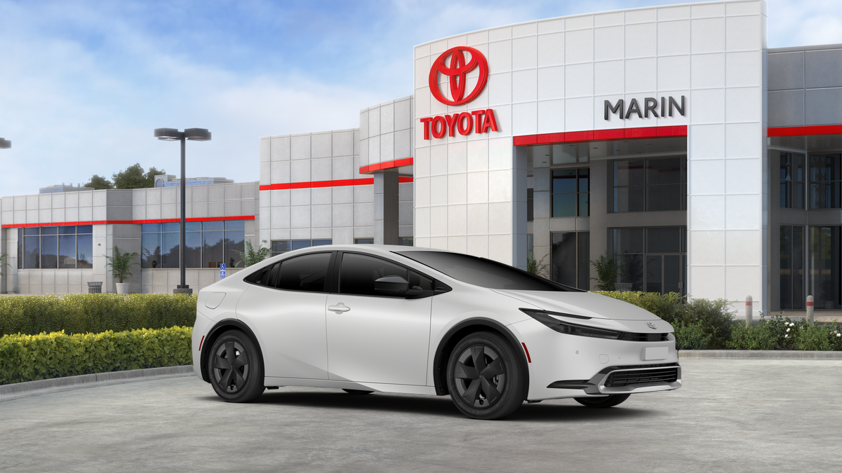 New 2027 Toyota Prius Plug-in Hybrid Sedan