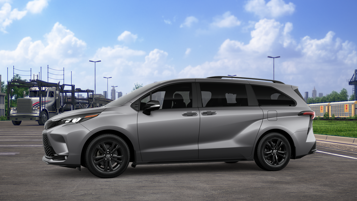 New 2026 Heavy Metal <sup>1</sup> Toyota  XSE image 5