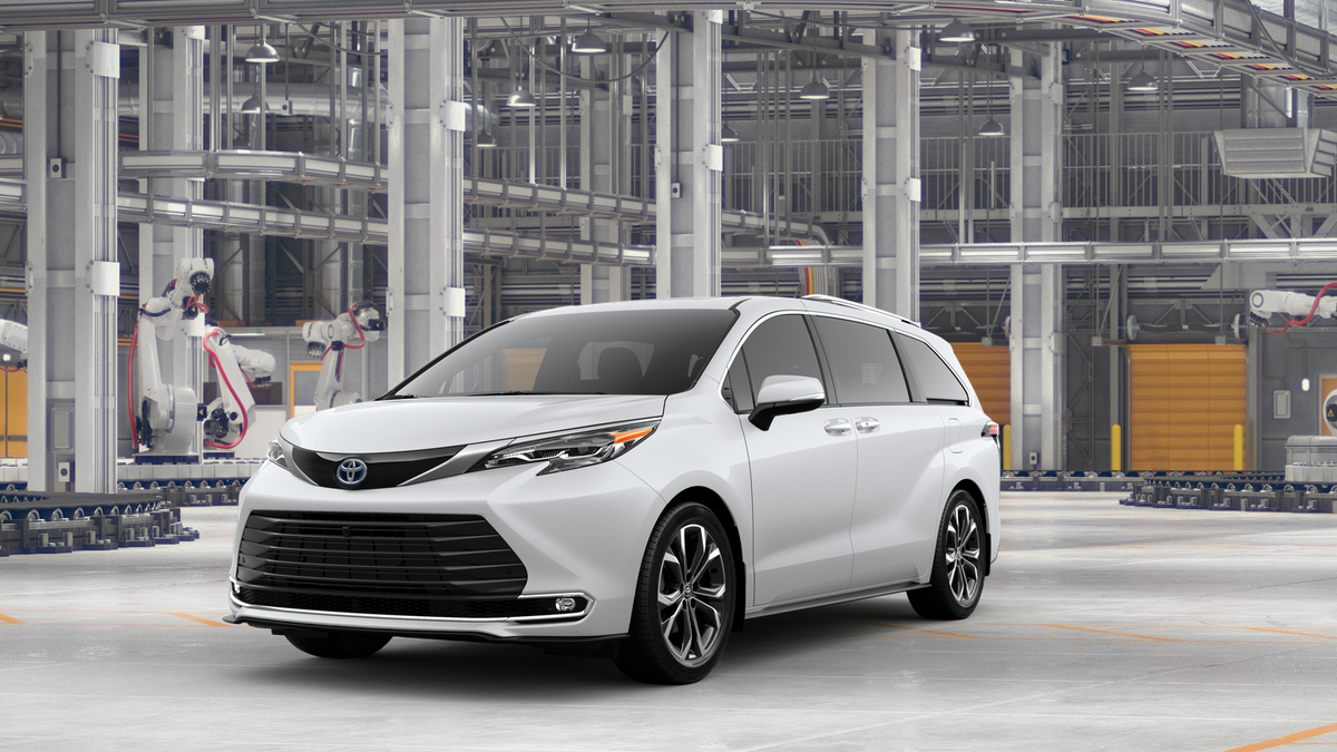 2025 Toyota Sienna Platinum 2025 Toyota Sienna Platinum