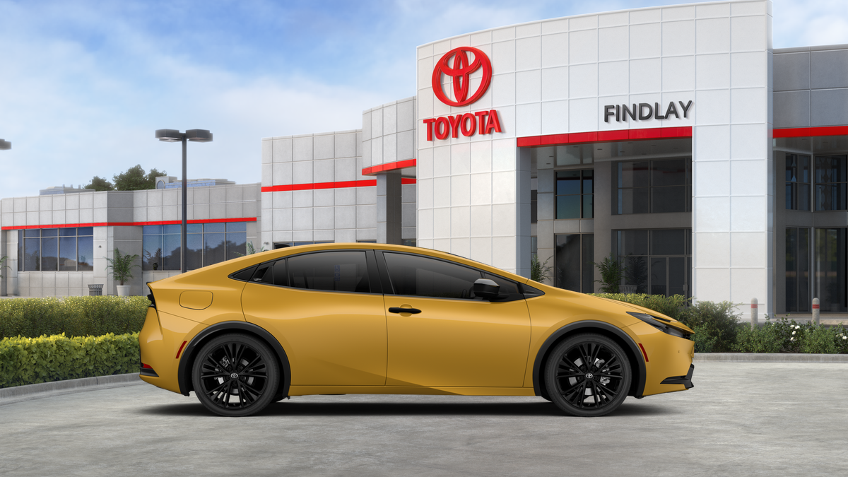 New 2027 Toyota Prius Plug-in Hybrid Sedan