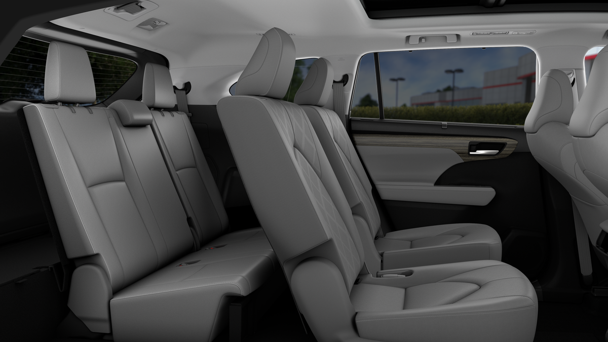 New 2026 Toyota Highlander SUV