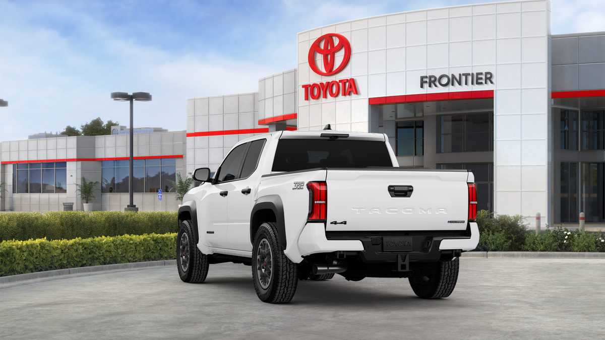 Tacoma TRD Off-Road i-FORCE MAX 2.4L 4-Cyl. Turbo Hybrid Powertrain 4-Wheel Drive 5-ft. bed Double Cab [6]