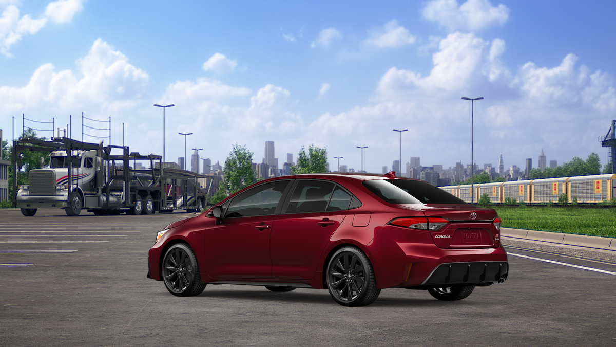 New 2026 Ruby Flare Pearl <sup>1</sup> Toyota  SE image 8