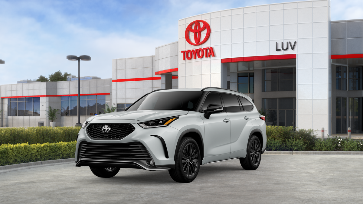 2026 Toyota Highlander XSE