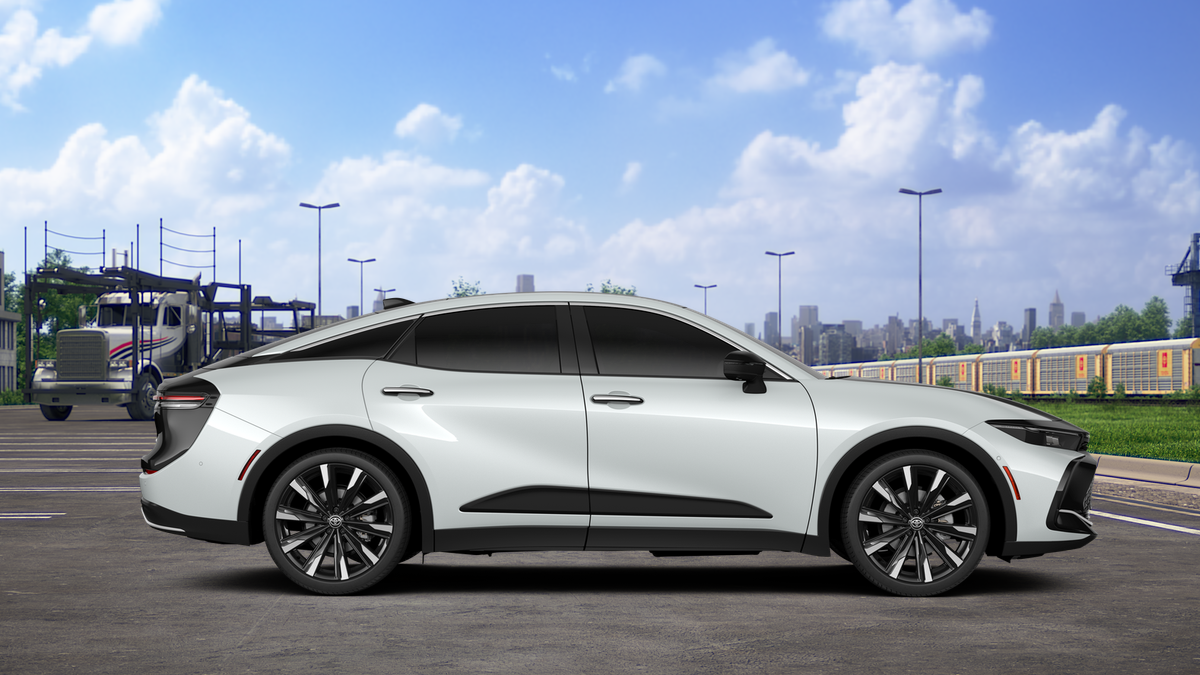 2026 Toyota Crown Platinum photo 12