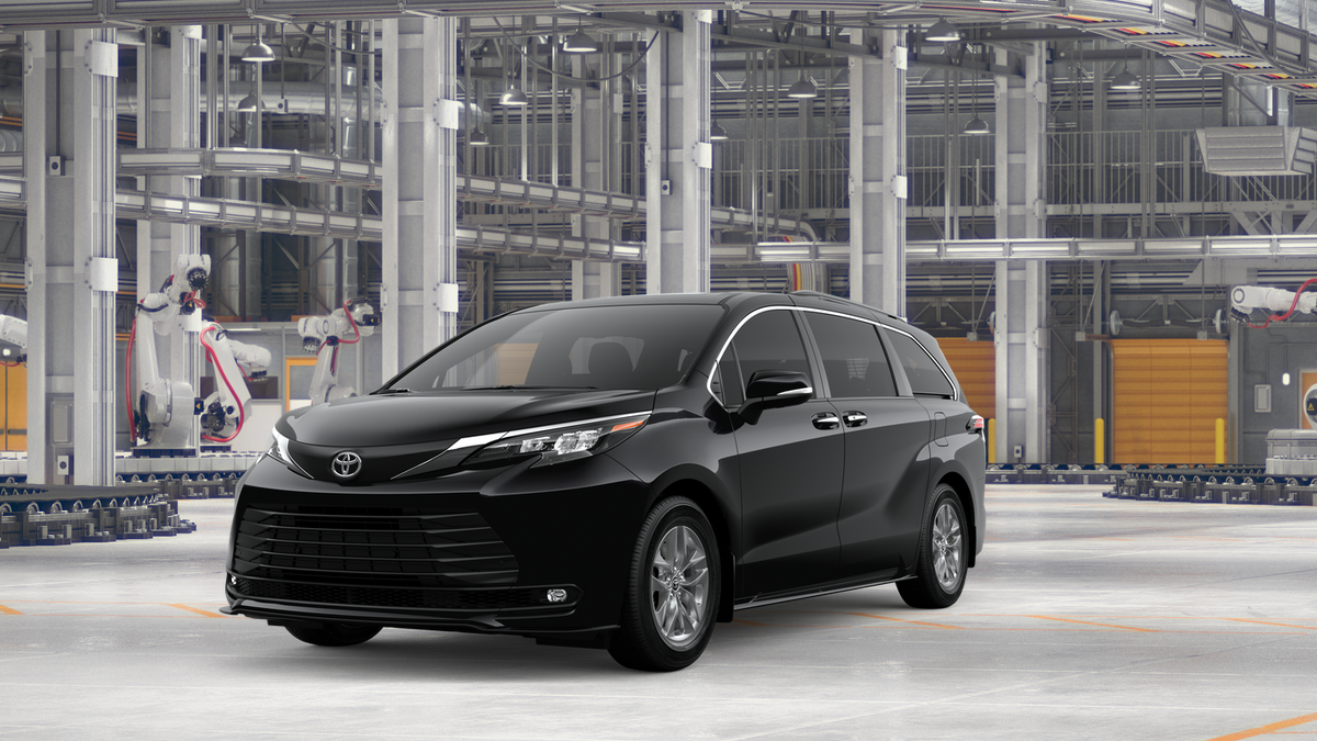 Sienna XLE 2.5L Hybrid Engine All-Wheel Drive [2]