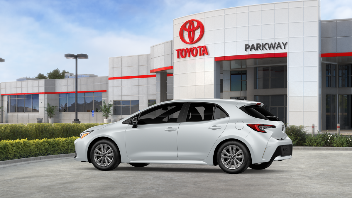 New 2027 Wind Chill Pearl <sup>1</sup> Toyota  SE image 27