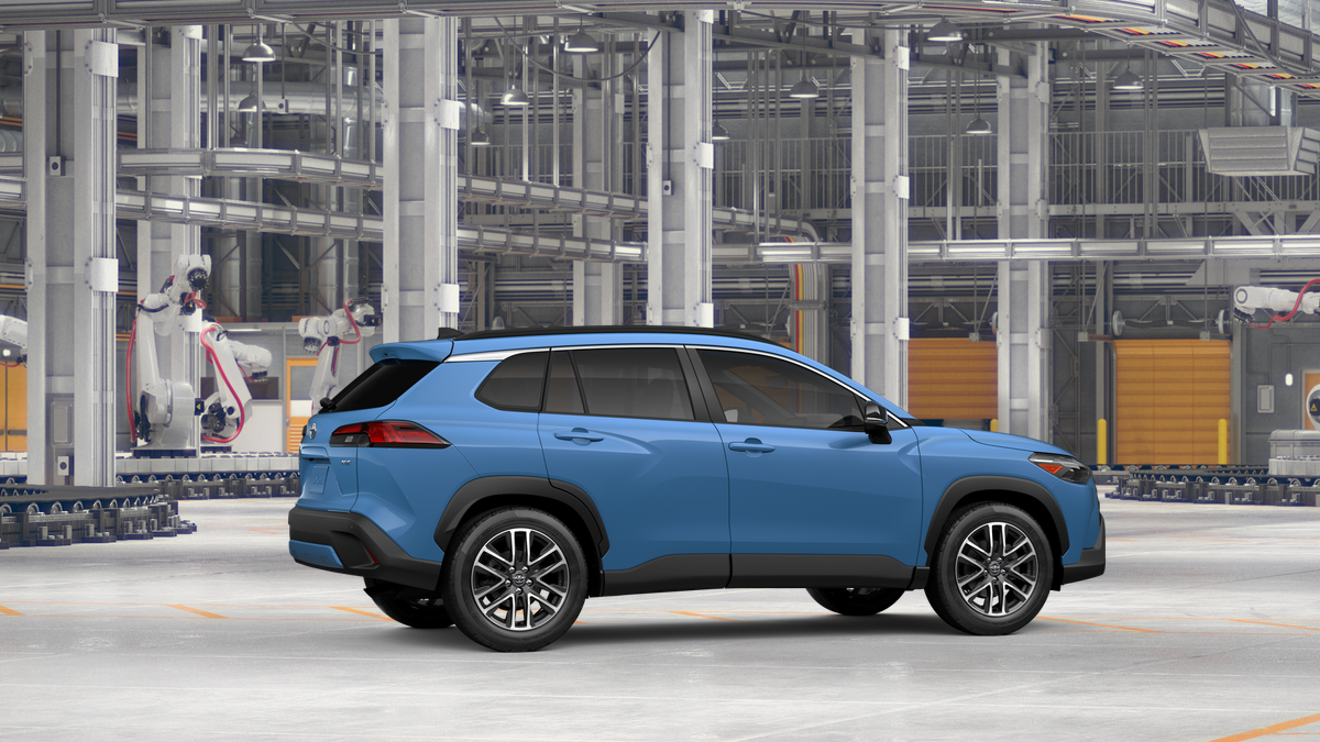 2026 Toyota Corolla Cross XLE photo 12