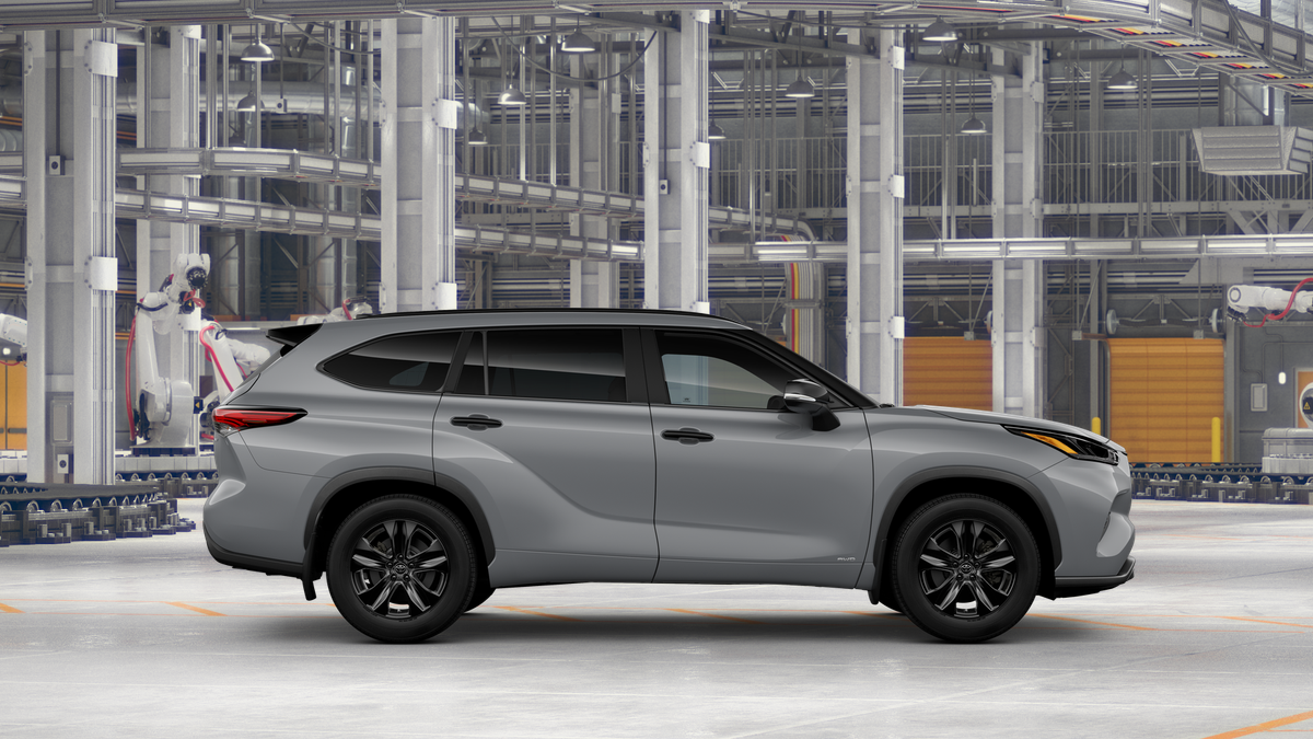 2025 Toyota Highlander Hybrid XLE photo 8