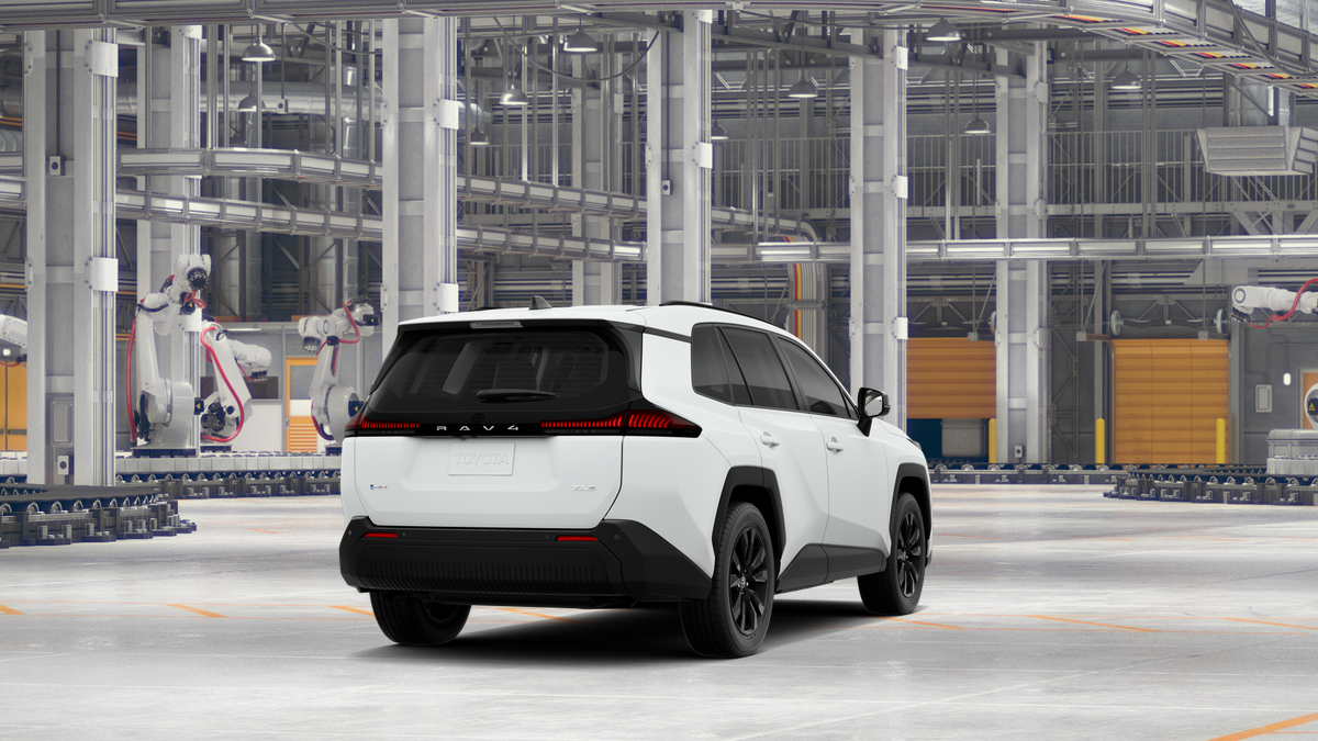 New 2026 Ice Cap Toyota  XLE Premium image 11