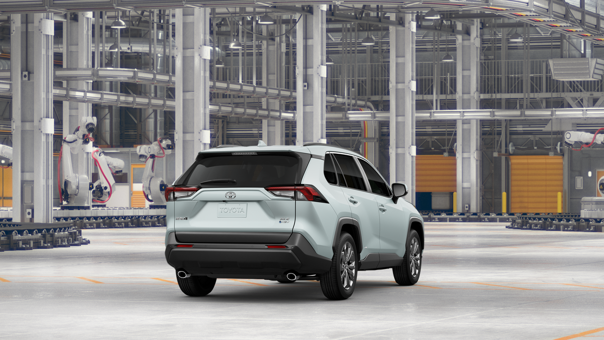 2025 Toyota RAV4 Hybrid XLE Premium photo 8