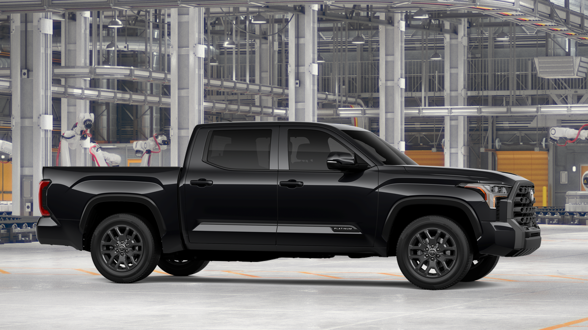 2026 Toyota Tundra Platinum CrewMax photo 15